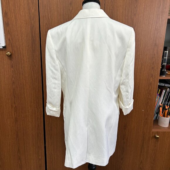 NEVER WORN! Halston Jamie Single-Breasted Blazer, White, size 6 - Picture 4 of 14